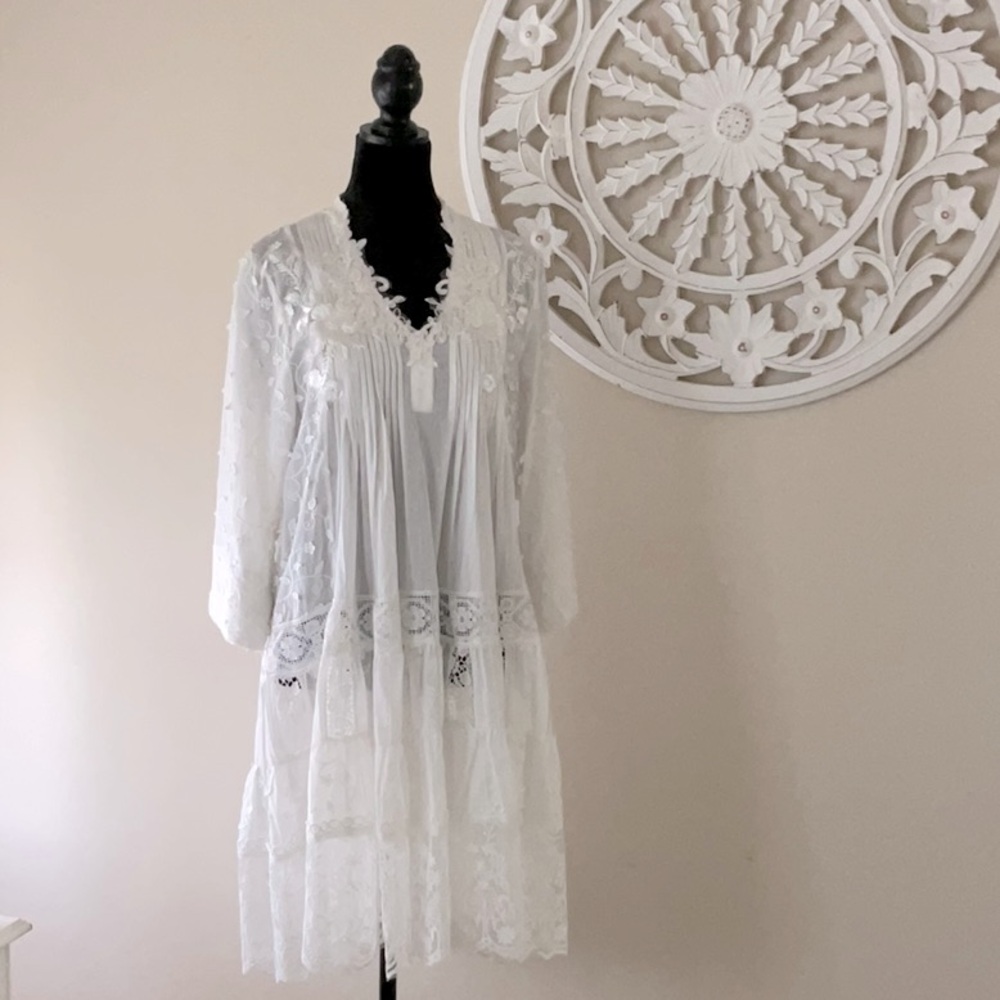 NWOT stunning beach coverup